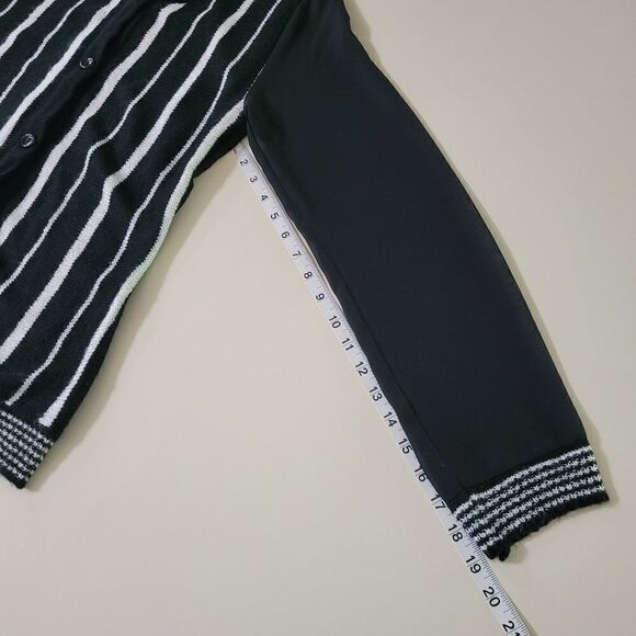 Tulle Anthropologie Women's Knit and Sheer Cardigan - Picture 6 of 10